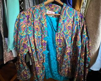 Maggie London All Silk Jacket Size 18