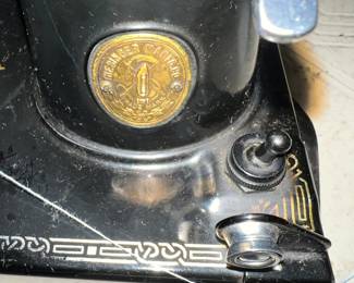 Singer 221 Sewing Machine