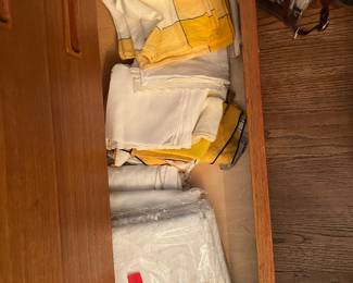 Linen napkins and tableclothes and more