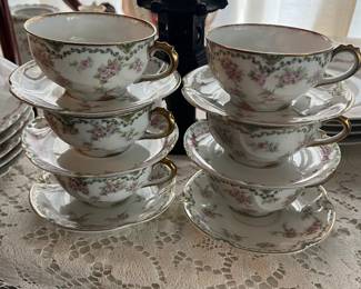 Very Delicate Cup and saucers Theodore Haviland Limoge France