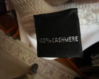 100% Cashmere Label