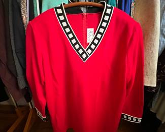 Kara By ST John Sweater Size 18