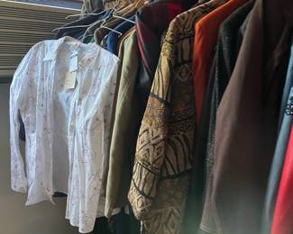 Ladies Clothing, full figure sizes 14 through 3x