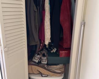 Ladies Clothing Larger 1X Sizes and shoes size 11