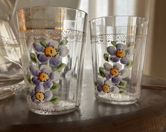 3 Darling Lemonade Glasses with matching pitcher