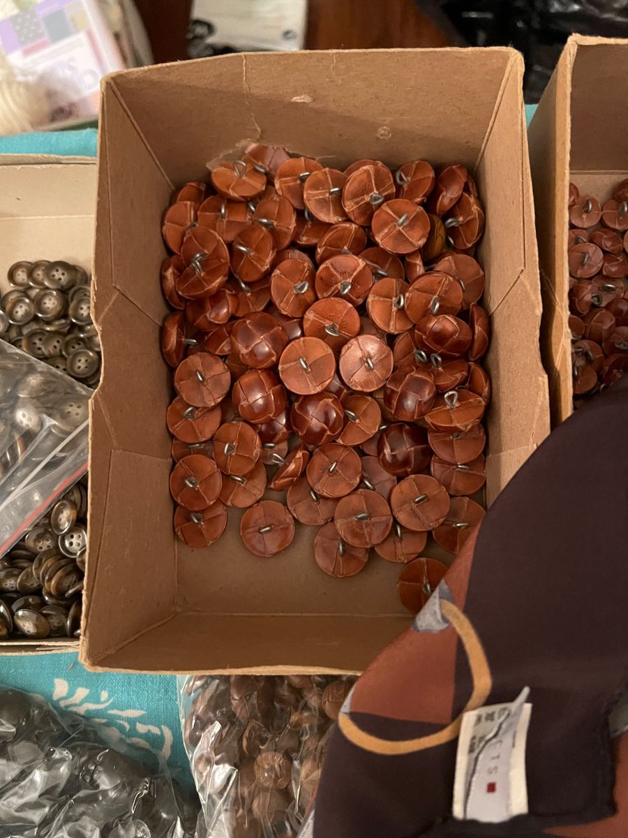 Leather Hyde Vintage Buttons