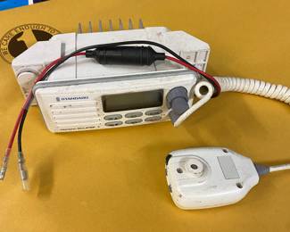 Submarine radio 