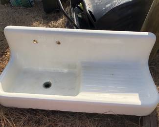 White Farmhouse Sink