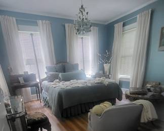 A beautiful King Size Bed. 