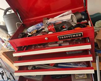 Very Good condition Craftsman toolbox. Like new 
$100.00 
And yes all the tools inside are for sale as well
 (Saturday price $80) Only if you mention this ad. I'm testing a theory to see if it'll look at my photos