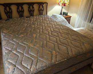 Like new queen size mattress with frame and headboard, headboard is vintage this was used in the spare bedroom hardly slept on . $175 ( $150 if you mentioned this photo)