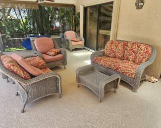 Six piece plastic rattan patio set with cushions. $400. Some pieces are in better condition than the others but overall great price for the amount of pieces in this set
SUNDAY PRICE $275