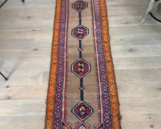 Amazing Antique Runner