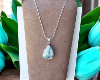 Tree Agate Necklace Tested