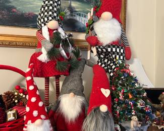 Christmas decor, trees, ornaments, wrapping, garland, and more seasonal items. 
