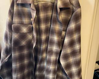 Pendleton 100 % Wool Brown/White Plaid Flannel – Size Large