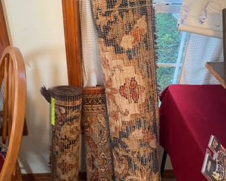 2 runners and a large area rug