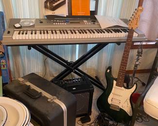 Yamaha electric piano, electric guitar, snare drum