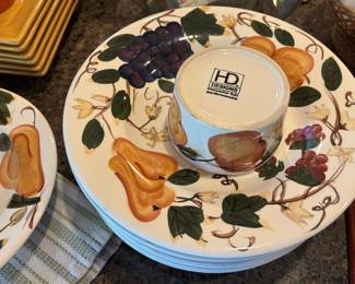 HD Designs "Fruit Medley" Dinnerware Set