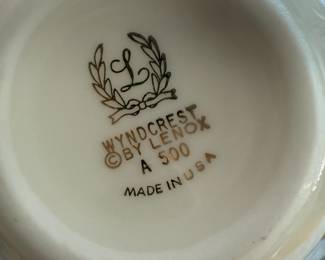 Lenox Wyndcrest Ivory Porcelain Dinnerware Set