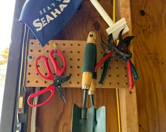 Gardening Tools - Pruners, Trowels