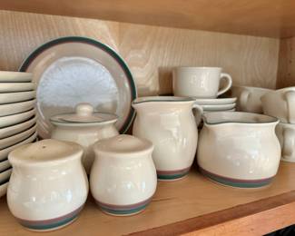 Pfaltzgraff Stoneware "Juniper" Dinnerware Set