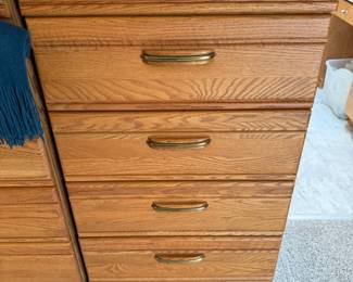 Oak Bedroom Dresser & Nightstand Set