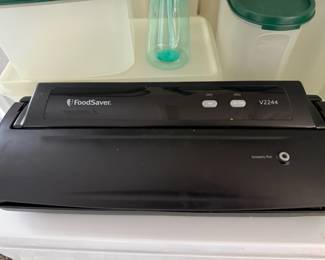 Food Saver Vacuum Sealer – V2244