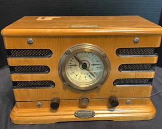 Crosley CR19 Metro Radio