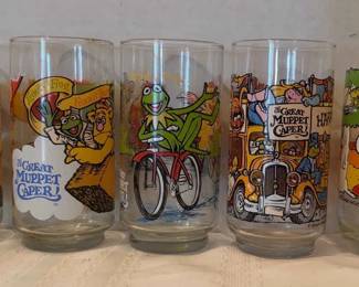 Vintage McDonalds Muppet And Peanuts Glasses