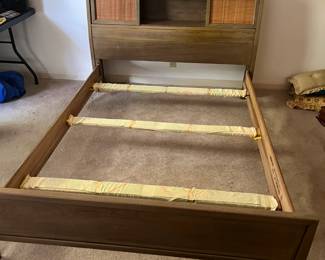 Full size bed