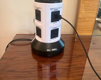 Universal electronics, charging station