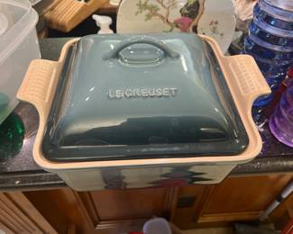 LE CREUSET covered casserole