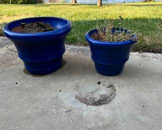Two blue planters