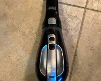 Black & Decker cordless mini vacuum