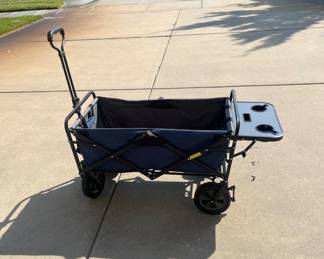 Green foldable wagon