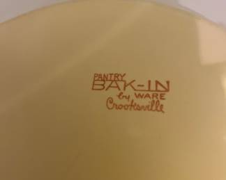 Bottom of pie plate