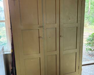 Early Wardrobe