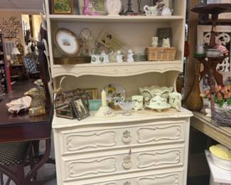 French Provincial hutch/ dresser 