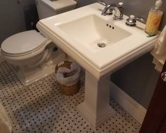 Kohler Memoirs pedestal sink