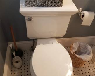 Kohler Memoirs commode