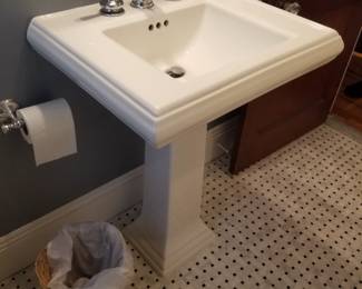 Kohler Memoirs pedestal sink