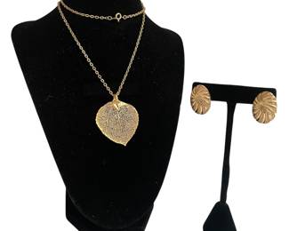 Aspen leaf gold dipped pendant on goldtone chain & 14k earrings