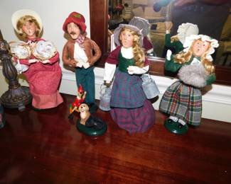 Byers Holiday Figurines