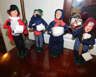 Byers Holiday Figurines