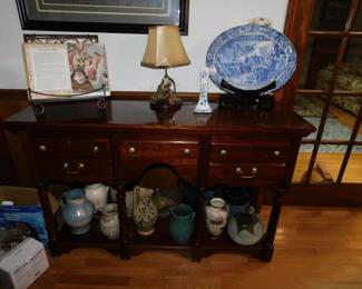 Broyhill Mahogany Sideboard With Pottery