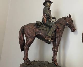 John wayne bronze statue
