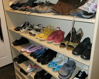 Ladies shoes