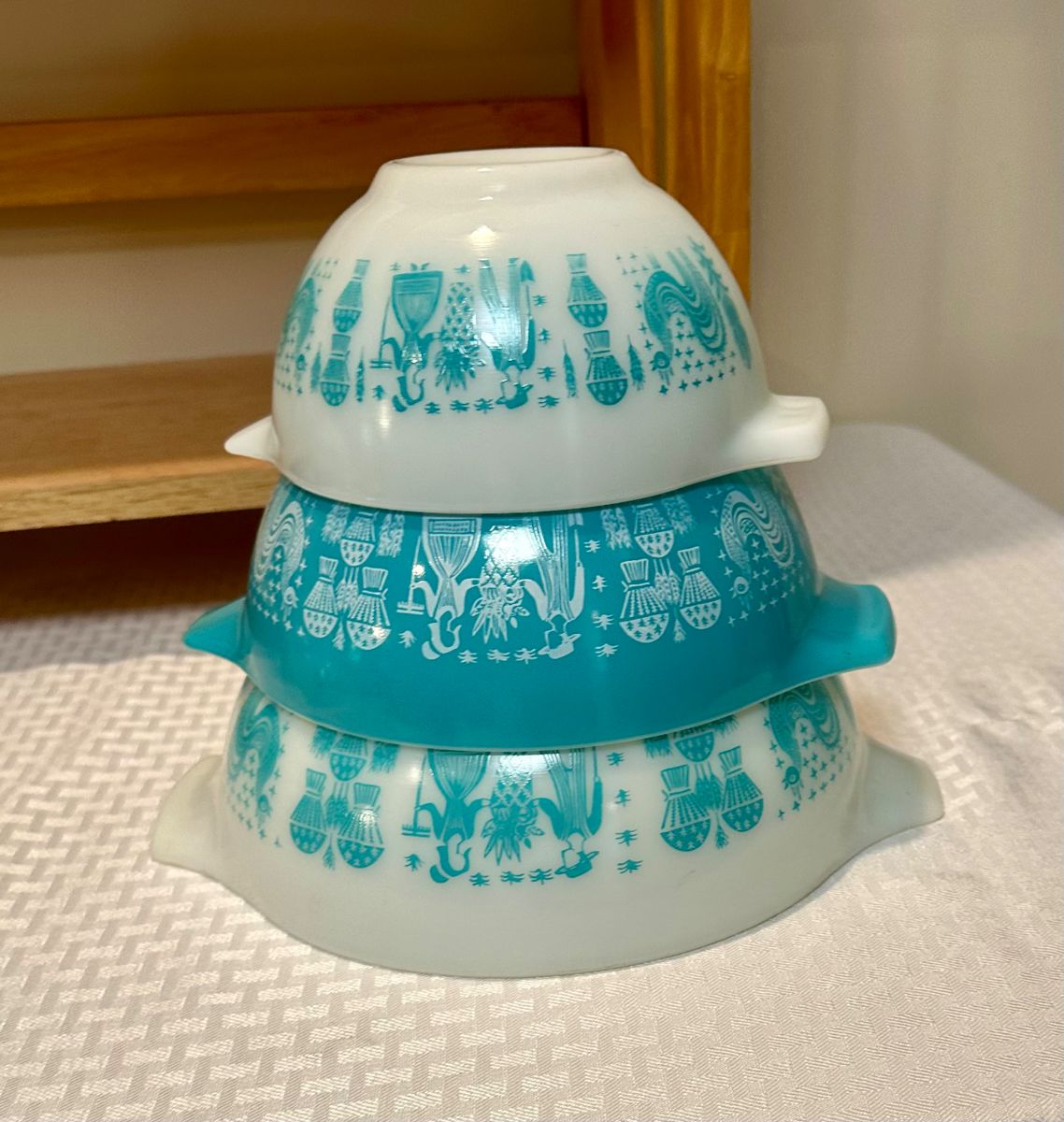 Pyrex Amish Butter Print 
