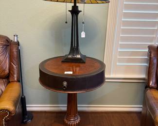 Ernest Hemmingway by Thomasville Table